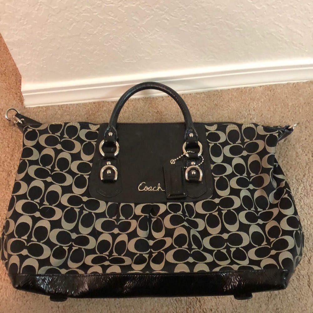 Coach Handbag - Picture 2 of 8